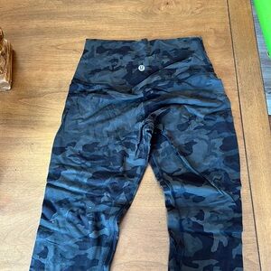 Size 4 Lululemon Align Leggings 25”